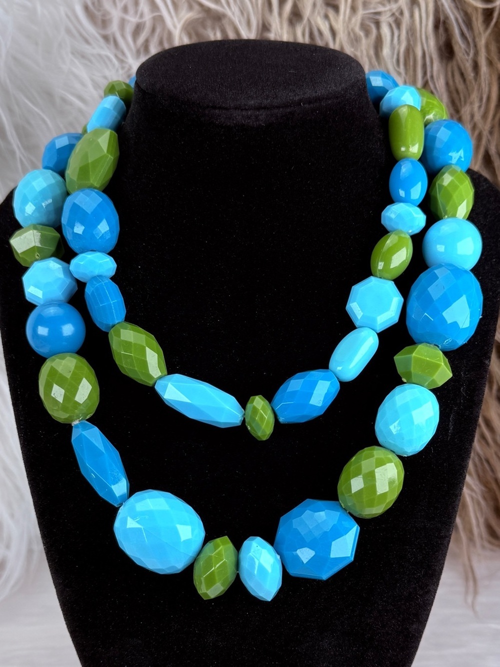 Bold Turquoise & Chartreuse Faceted Colorful Summer Statement Necklace